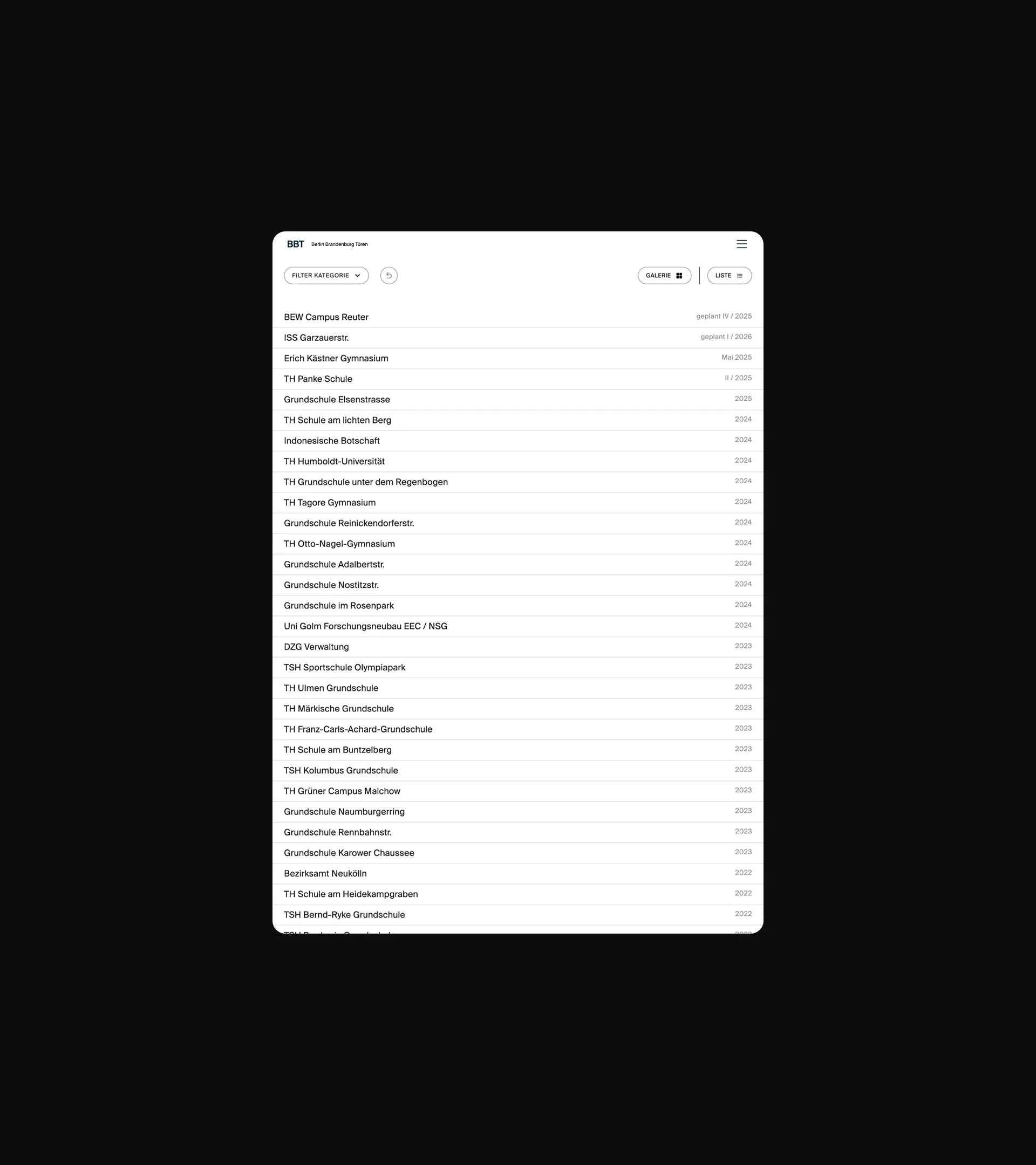 Mockup eines Webseitenscreens von BBT im Tablet Format.