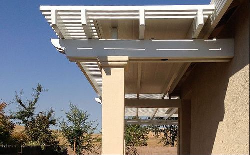 Tips to Find a Reputable Patio Cover Installer