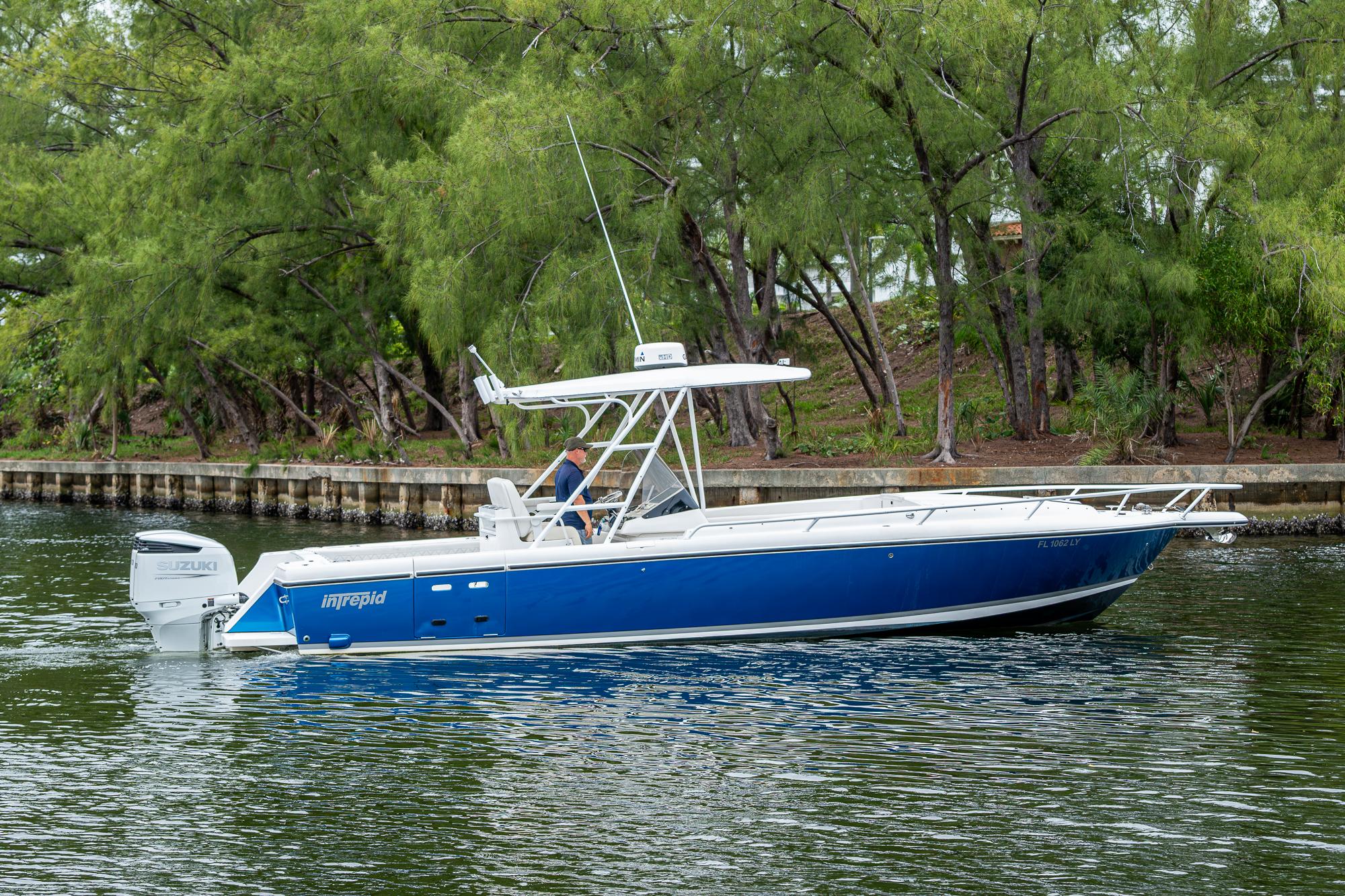 Intrepid 32