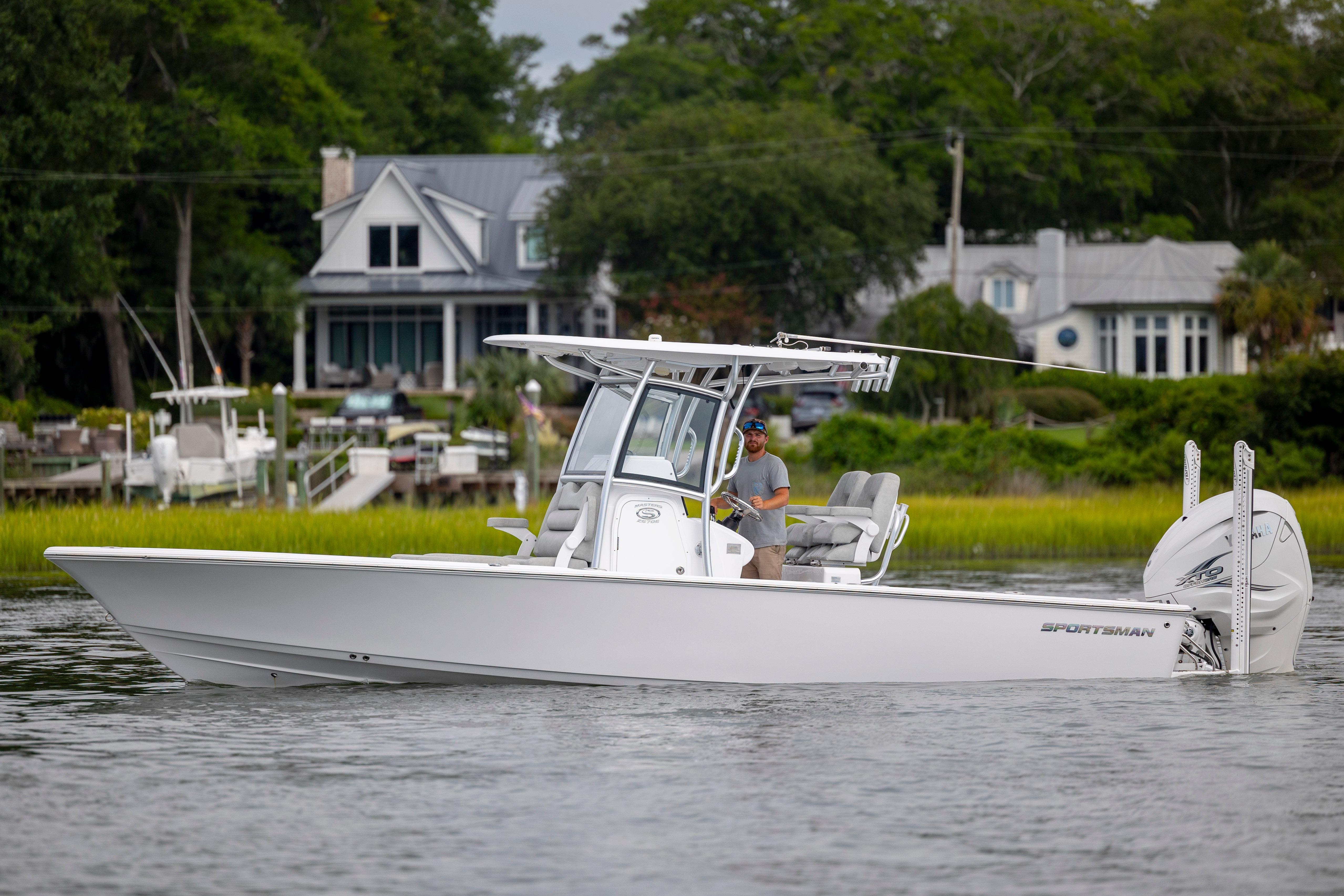 Sportsman Masters 267OE Bay Boat