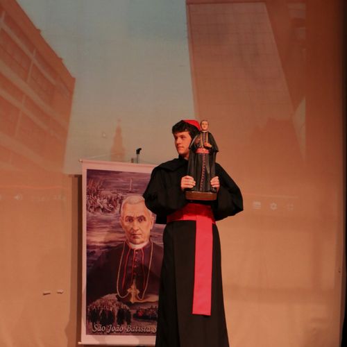 Scalabrini: um Santo para o Mundo