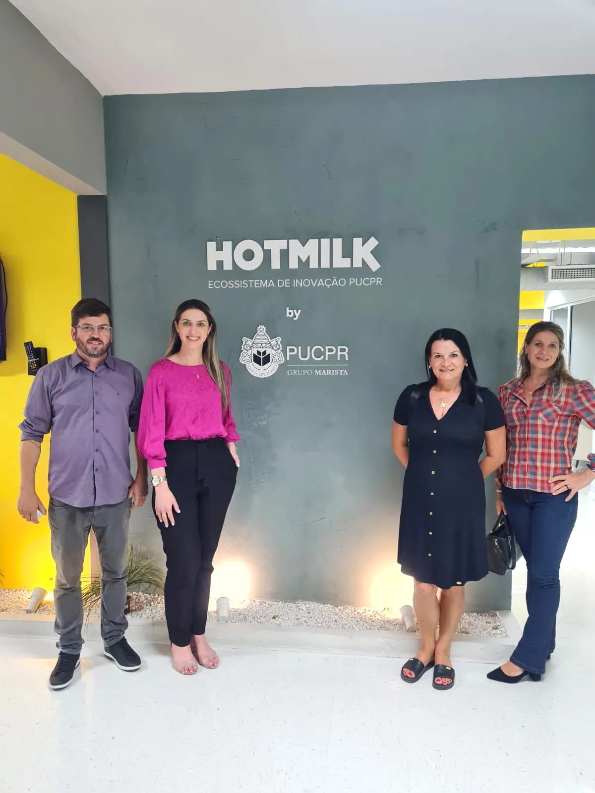 Equipe Gestora do Colégio participa de Encontro de Lideranças da Rede ESI