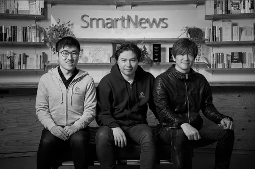 スマニュー×フォースタ