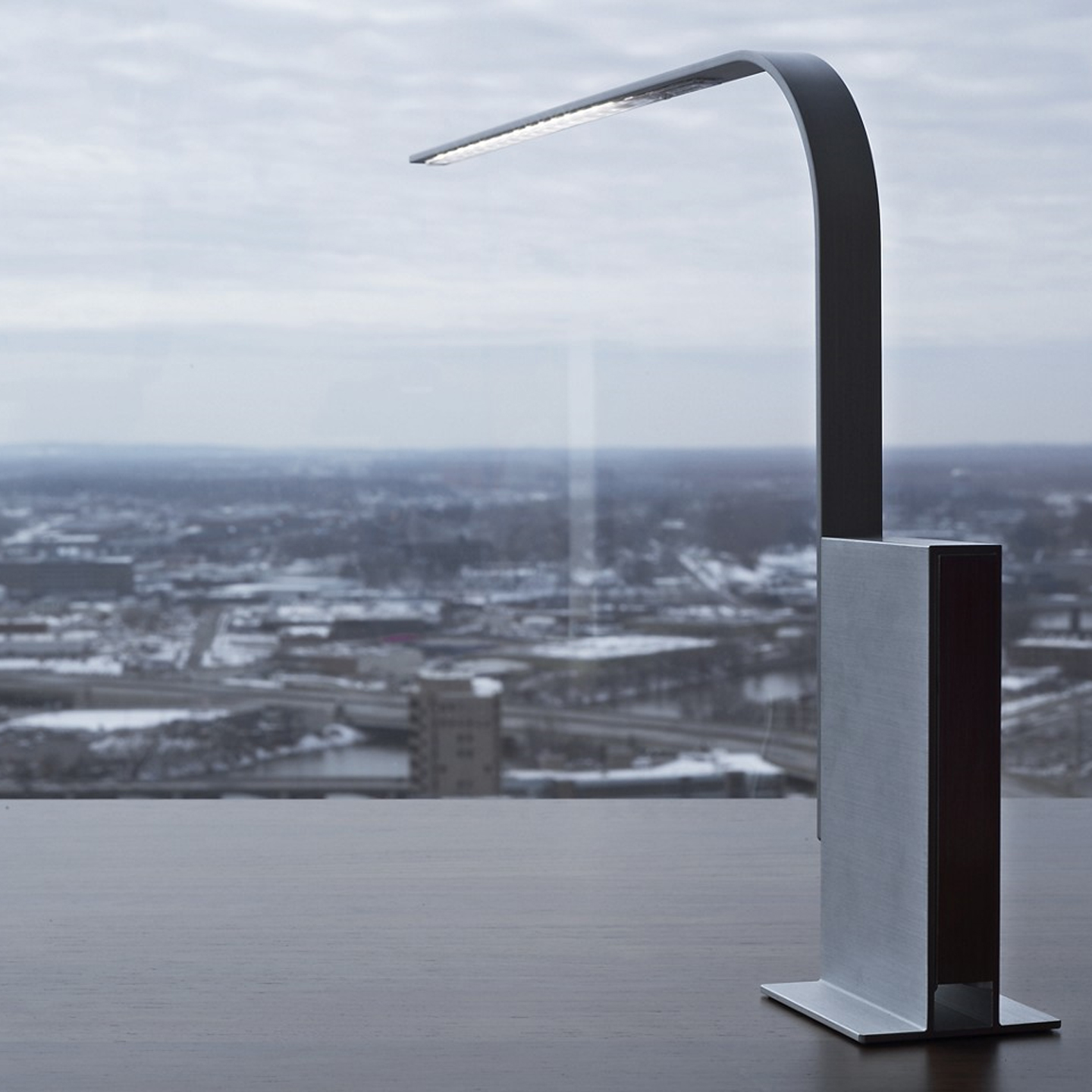 LIM Worksurface Light