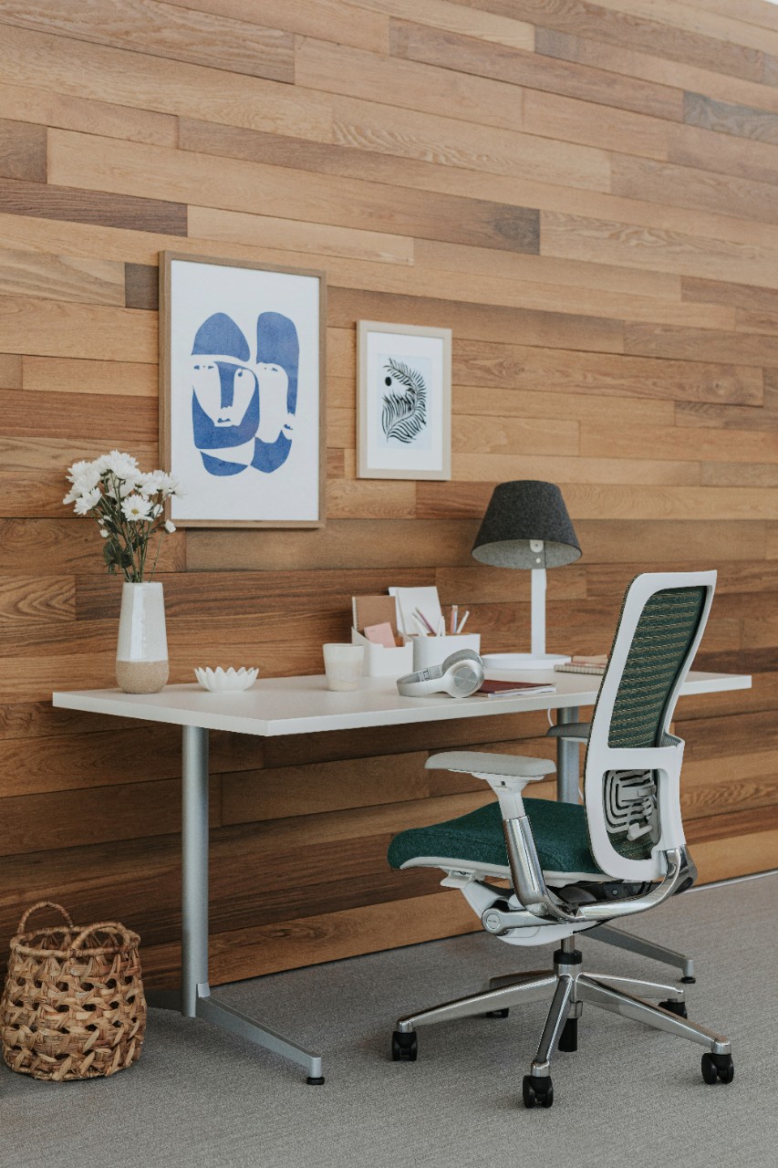 Jive Collaborative Table