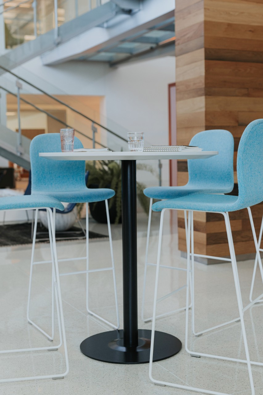 Jive Collaborative Table