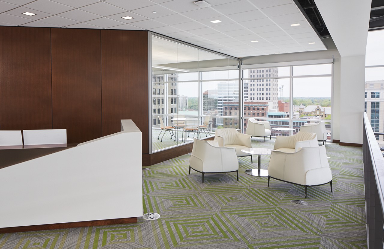 Archibald Lounge