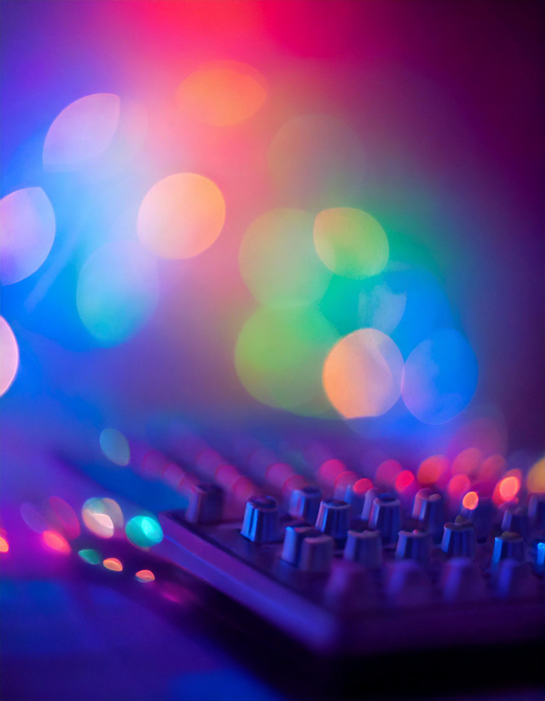 synthesizer image WFRR william farr expanded music website