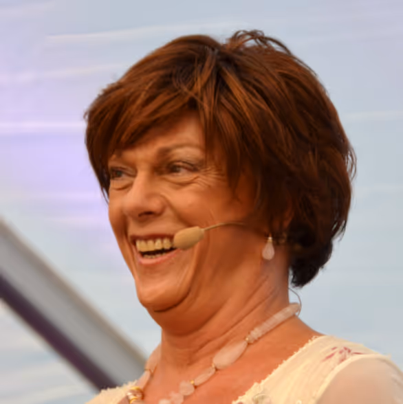 Esben Esther Pirelli Benestad