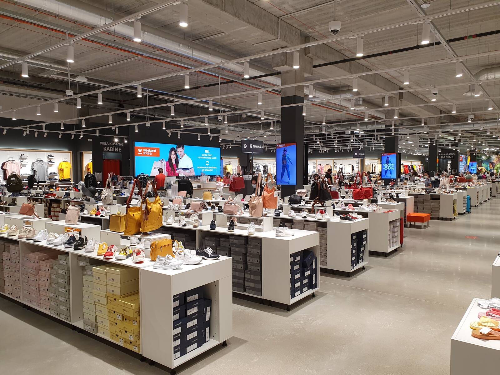 Weekend avab Artiuse ostutänaval esimese premium kaupluse