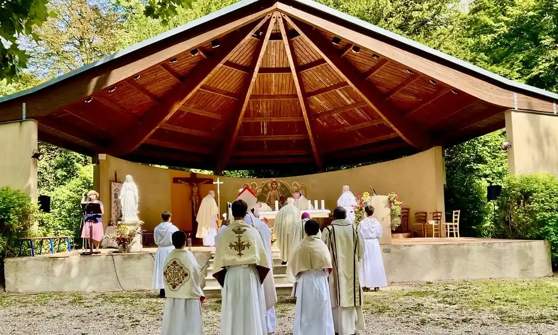 Sanctuaire de Pellevoisin