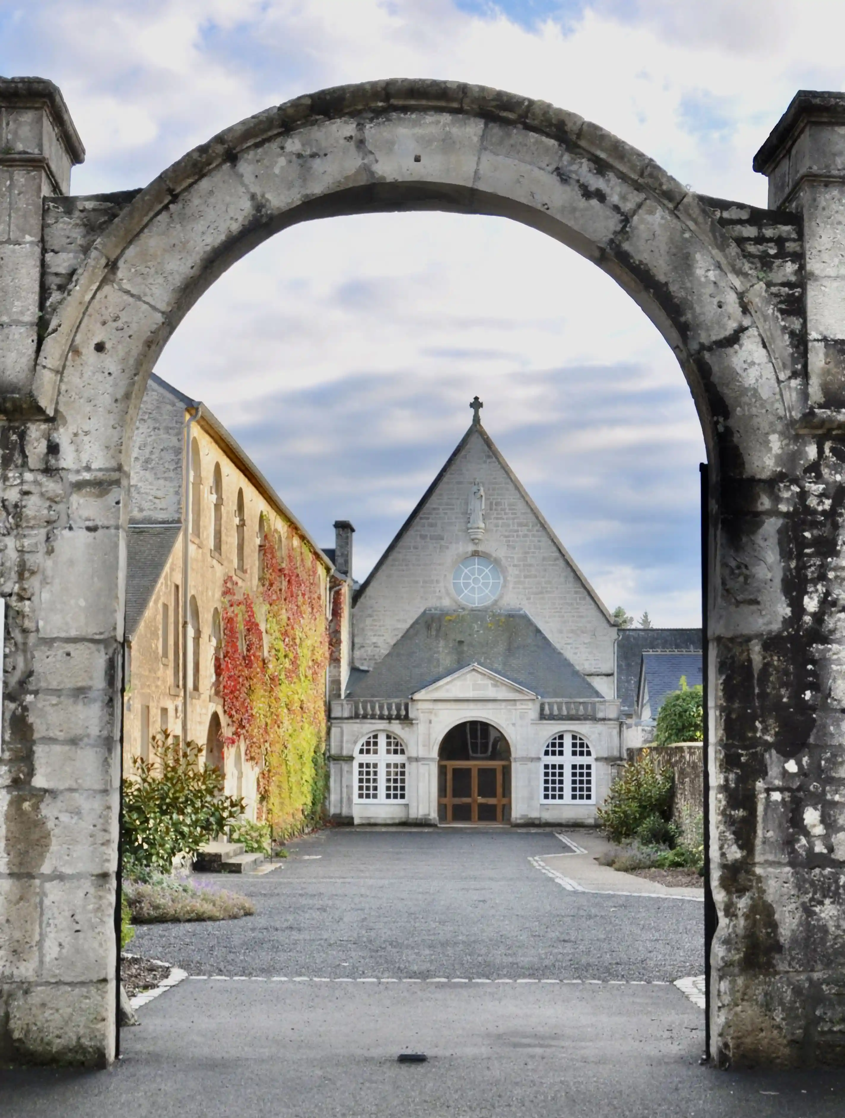 Abbaye Notre-Dame de Protection de Valognes