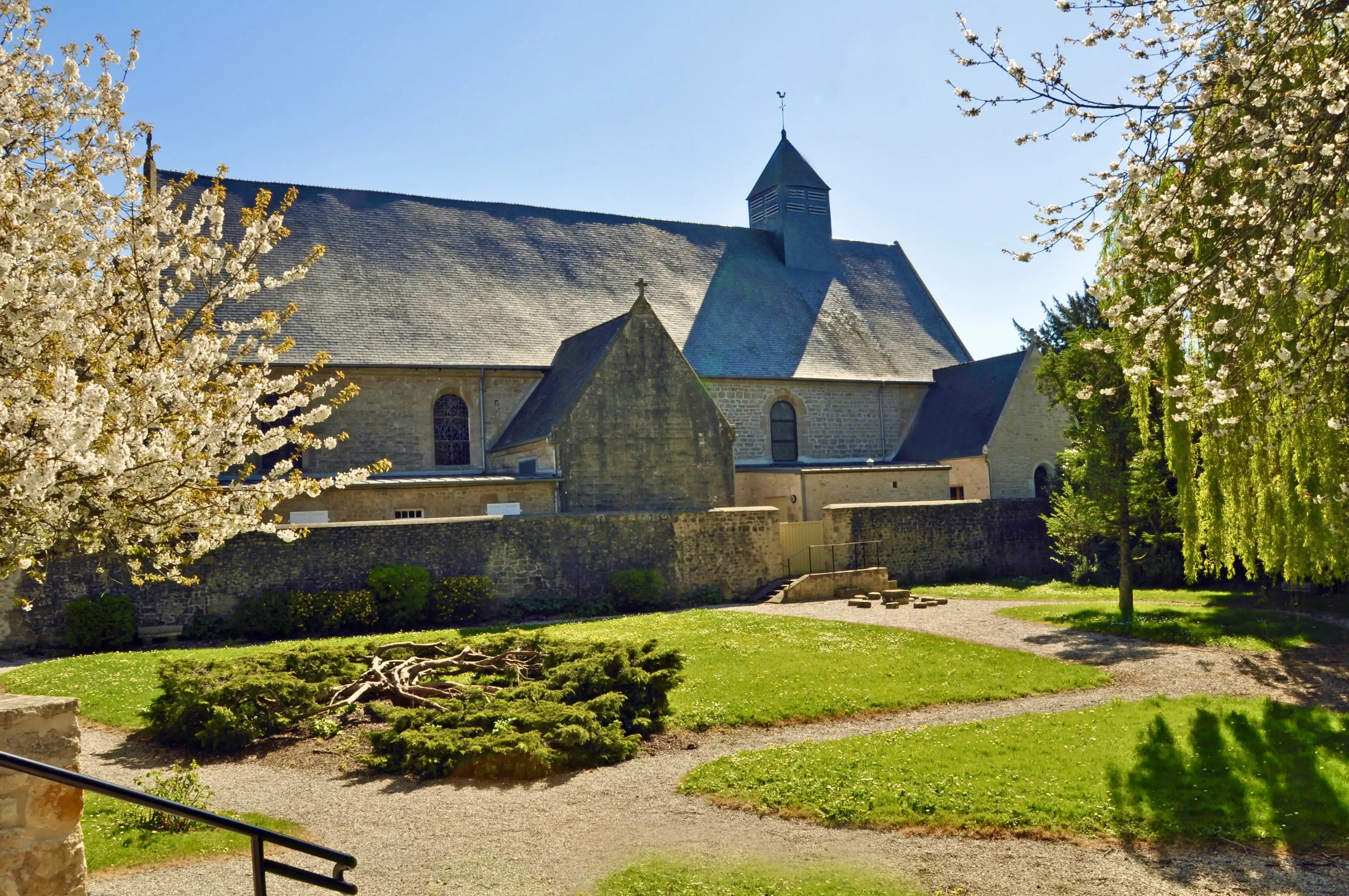Abbaye Notre-Dame de Protection de Valognes