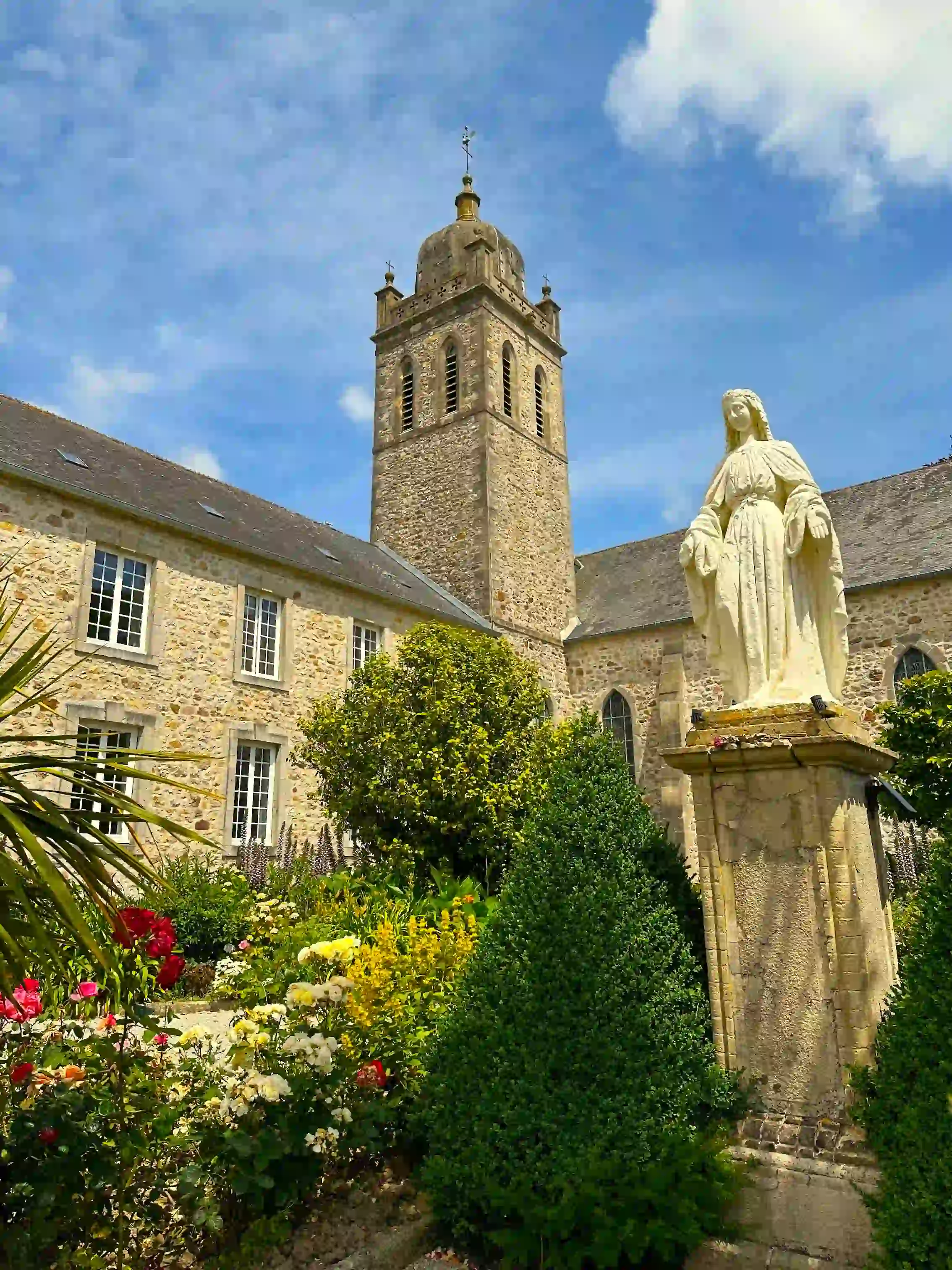 Abbaye de Bricquebec