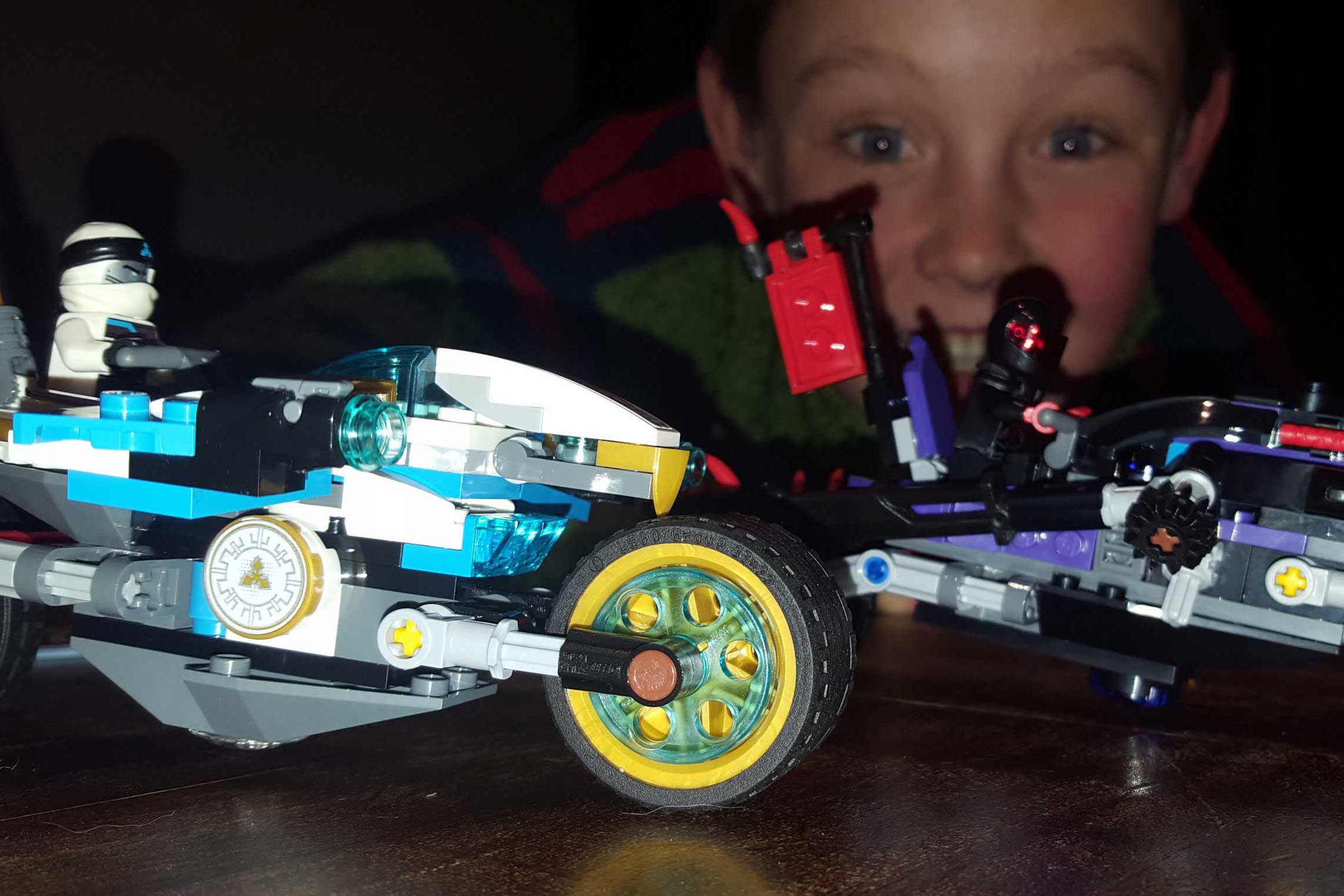 Kid with lego 
