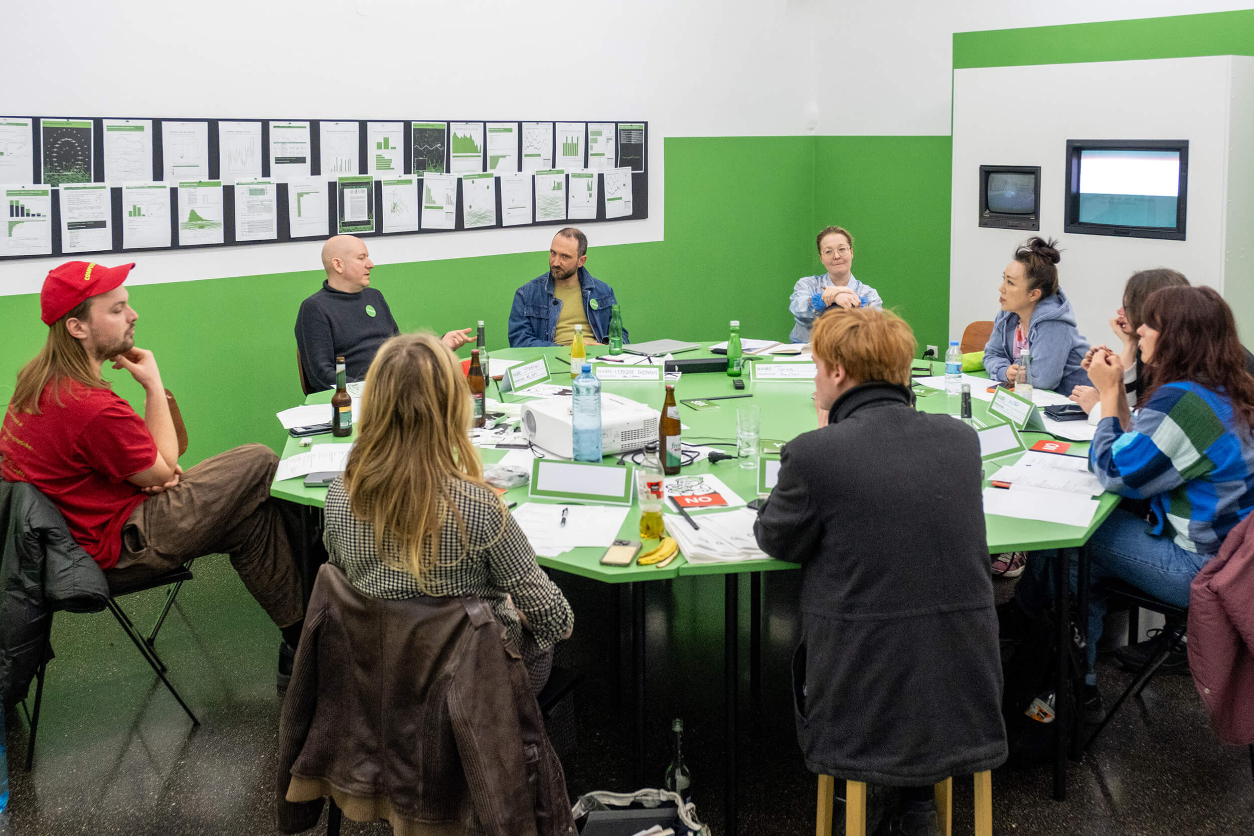 KI-DIPFEL GIPFELTREFFENComputer Lars, Leander Gussmann, Kunstraum Memphis, Kunst, Linz