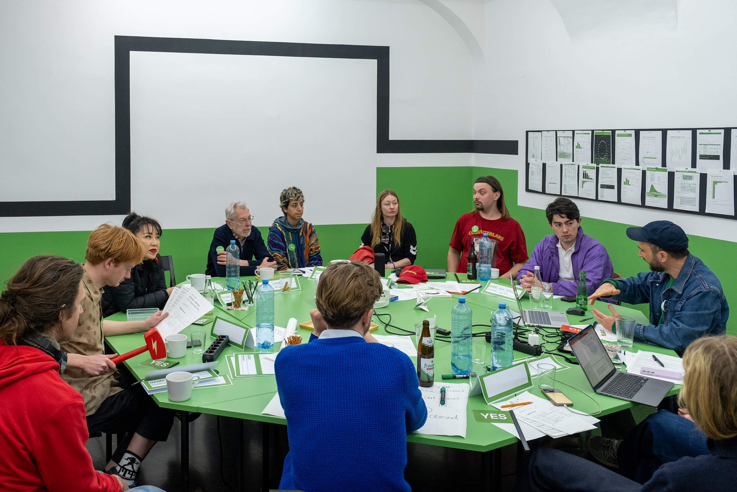 KI-DIPFEL GIPFELTREFFENComputer Lars, Leander Gussmann, Kunstraum Memphis, Kunst, Linz