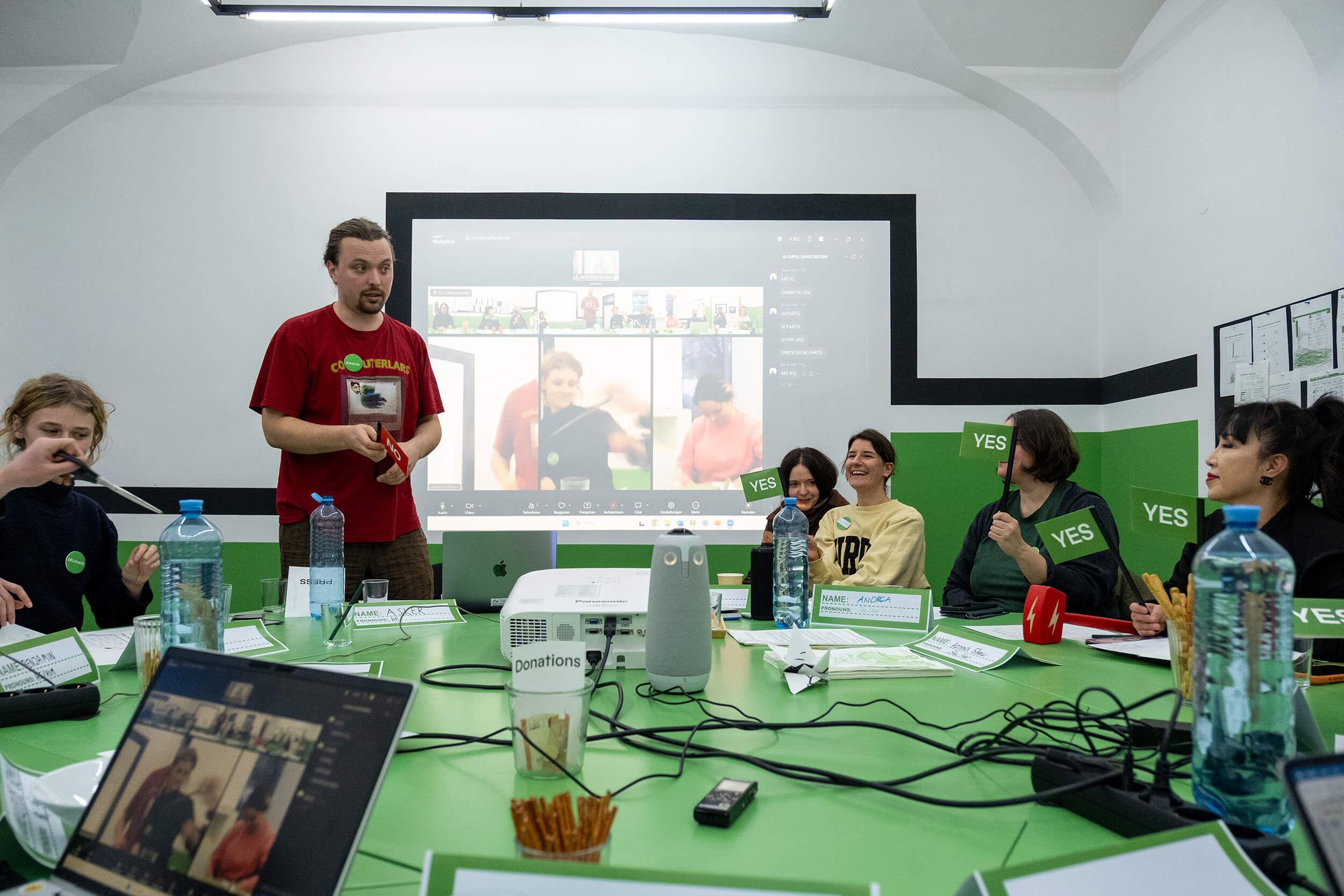 KI-DIPFEL GIPFELTREFFENComputer Lars, Leander Gussmann, Kunstraum Memphis, Kunst, Linz