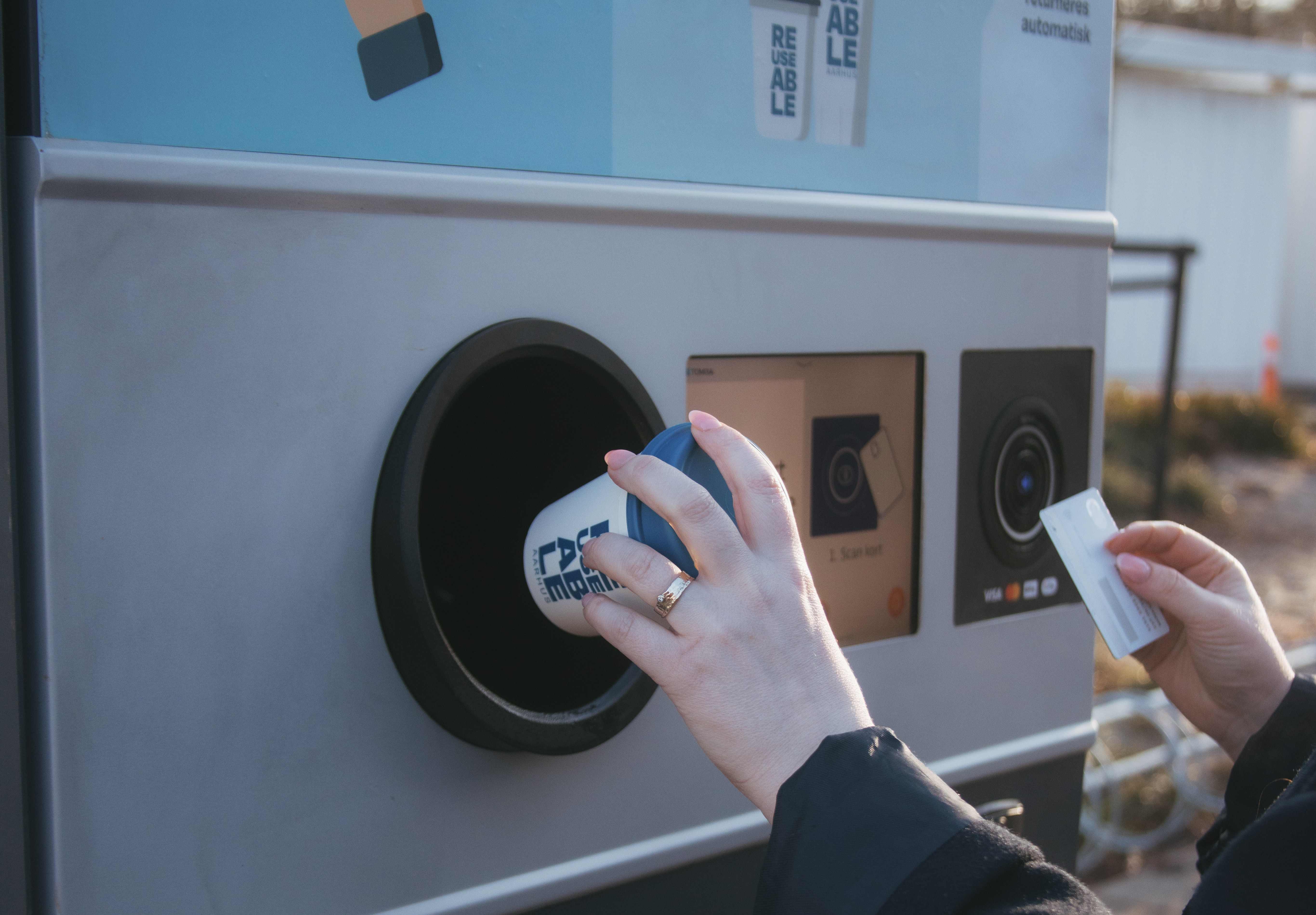 Colin visits Denmark to see on-the-go reuse in action