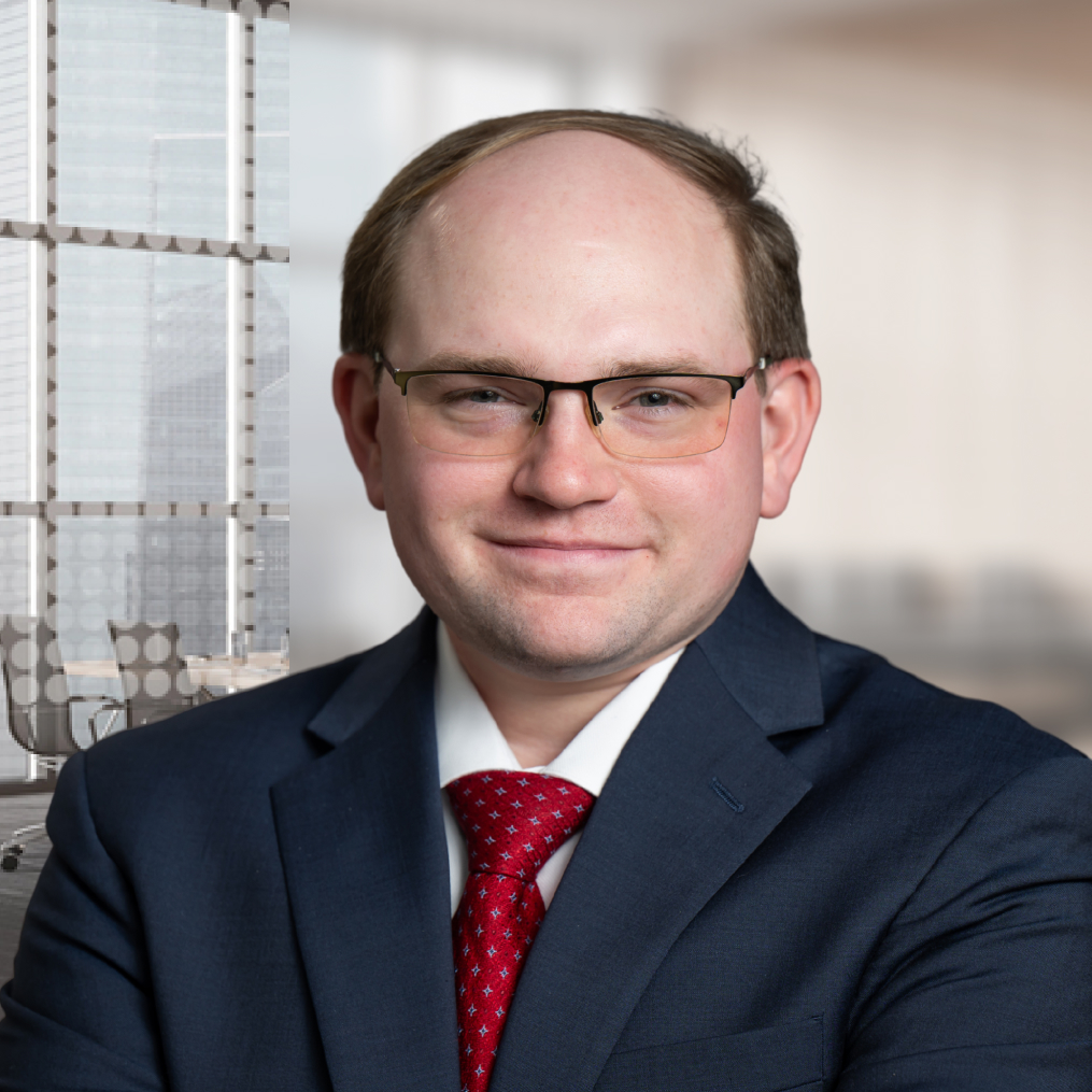 Zachary Lyda, Associate