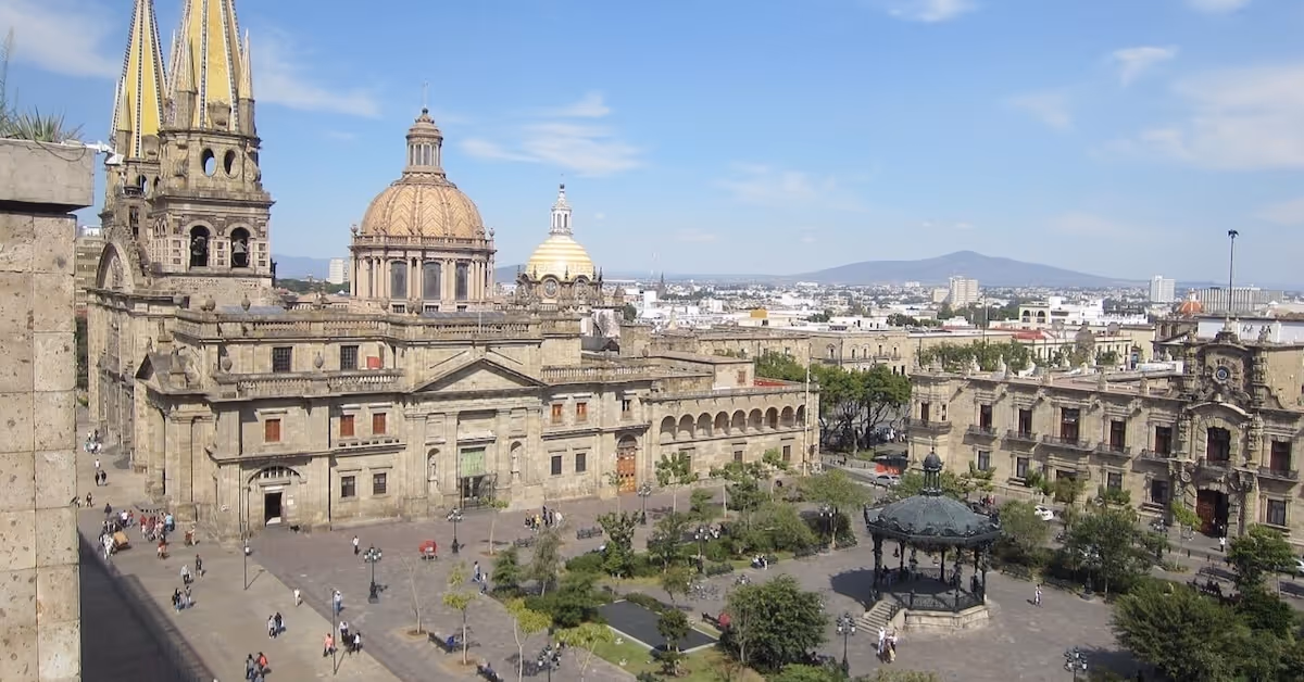 Hiring in Mexico: The Emerging Talent Market for Cost-Conscious Companies 