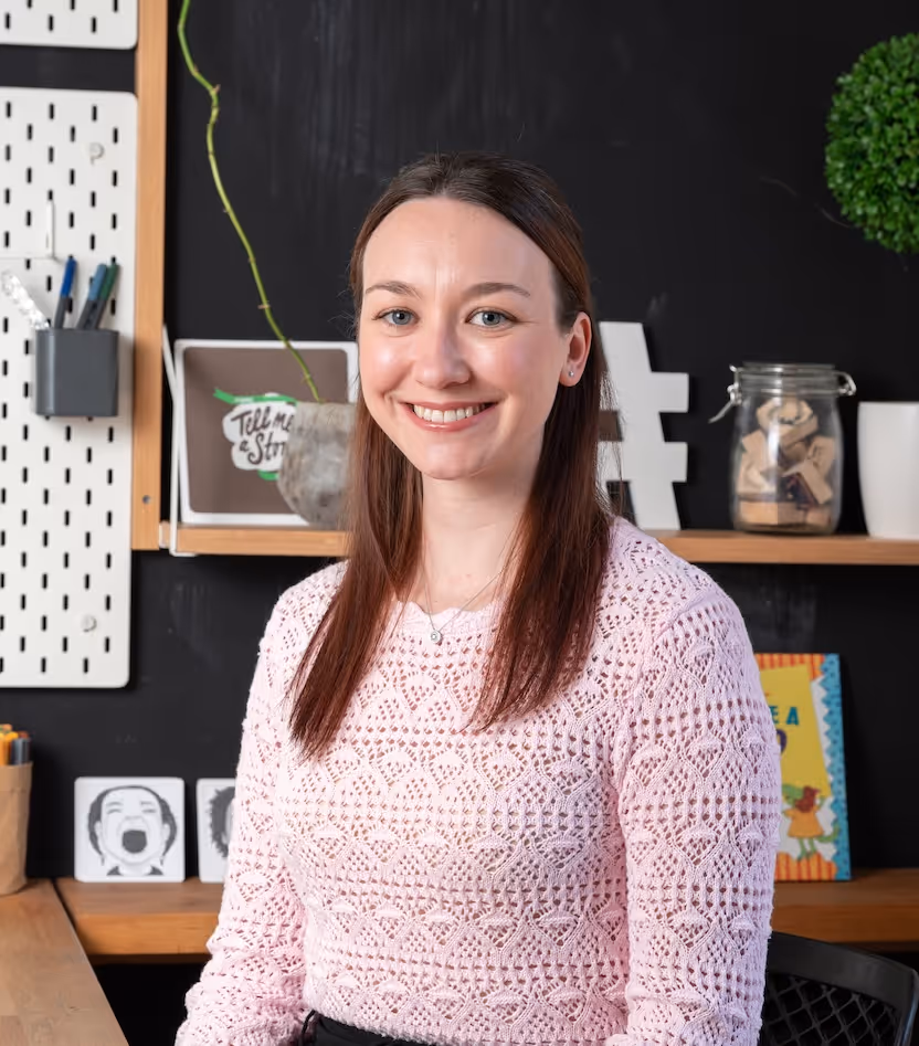 Bridget Tegg is a Registered Psychologist and Board Approved Supervisor with over six years’ experience supporting children, adolescents, and families. She offers evidence-based therapy, diagnostic assessments, and supervision of clinicians. As Clinical Lead at our Woollahra Clinic, Bridget combines her clinical expertise and leadership to deliver high-quality care and guide the Quirky Kid psychology team.