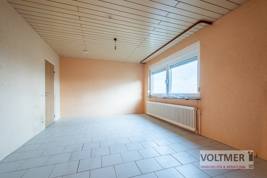 MÖGLICHKEIT - Eigentumswohnung mit Loggia in Neunkirchen-Wellesweiler!