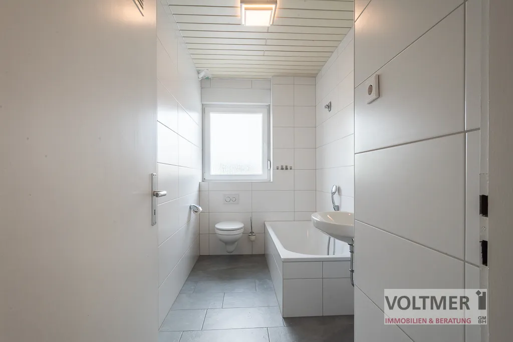 OG rechts_Tageslichtbad