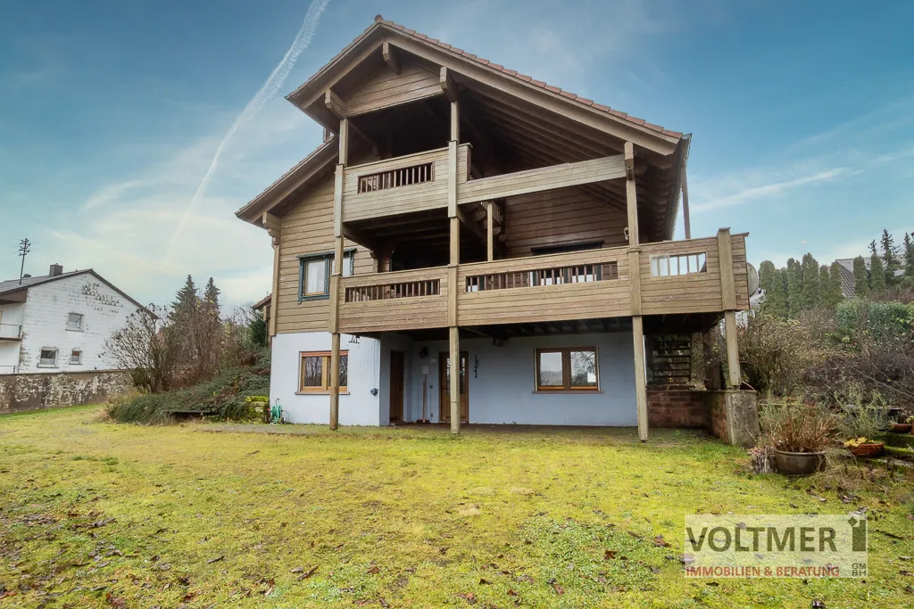 NATURBLICK - Holzhaus mit schönem Grundstück in Mörsbach!