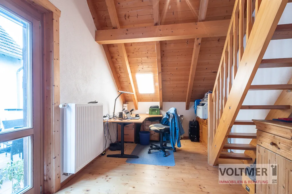 Haus 11a DG Arbeitszimmer 