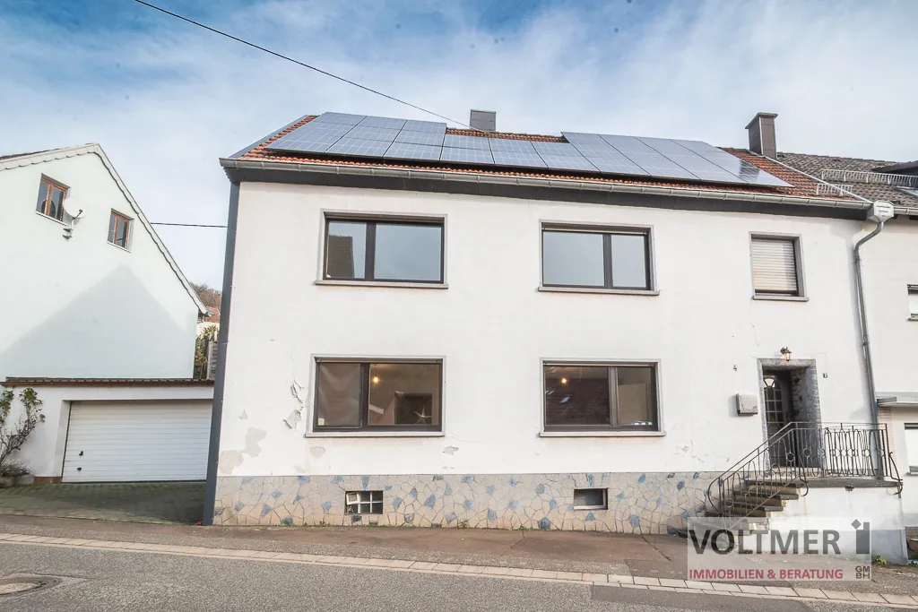 WOHNKOMFORT - gepflegtes Einfamilienhaus mit Garage, Garten und PV-Anlage in Namborn-Furschweiler!