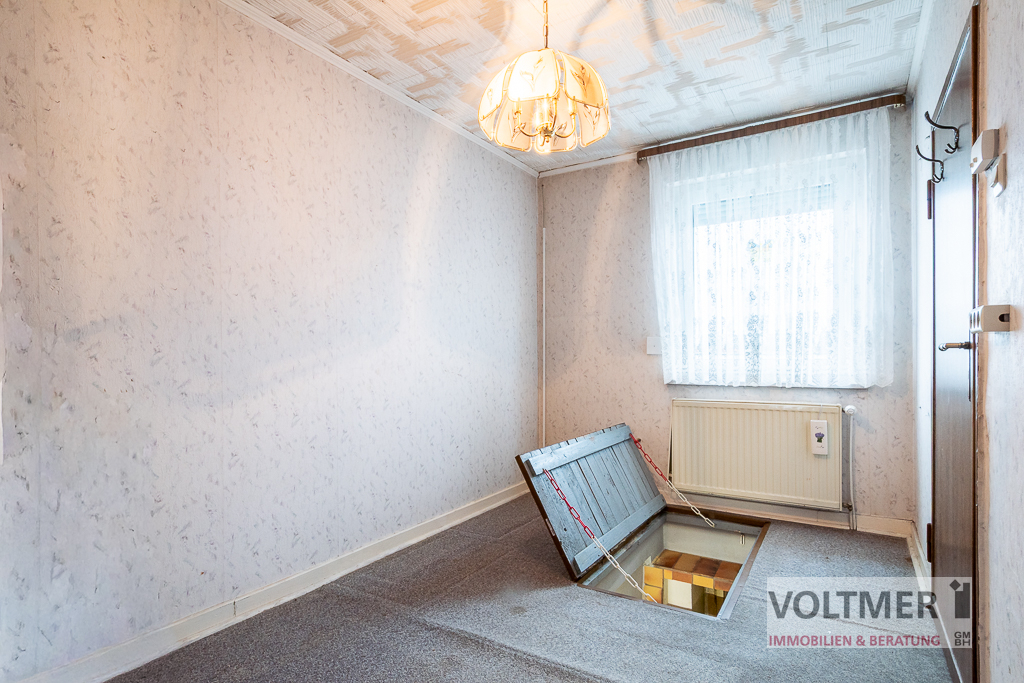 EG Durchgangszimmer/Zugang Badezimmer 