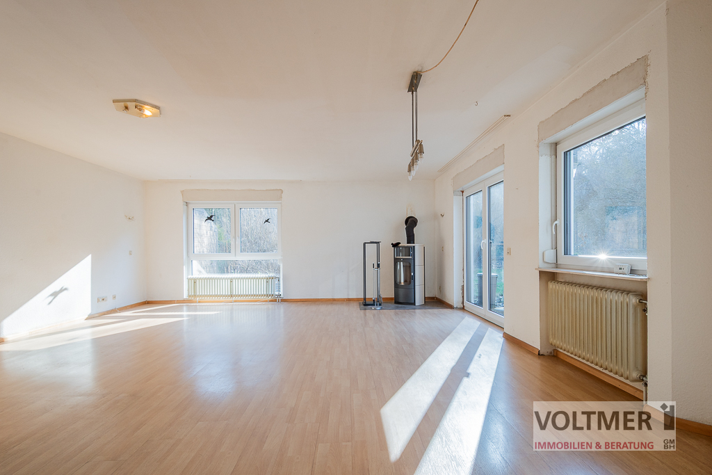 EINGEPACKT - gemütliches Reihenmittelhaus mit Loggien und Garten in gefragter Wohnlage von Kohlhof!