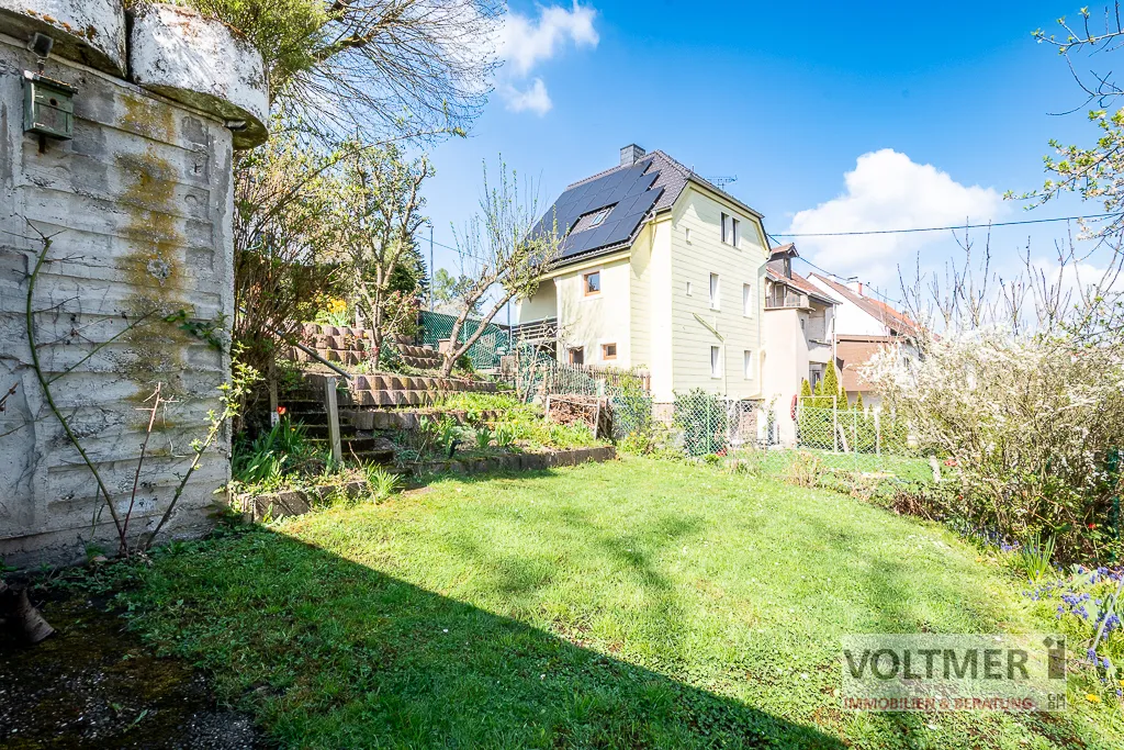 Garten unterhalb Terrasse