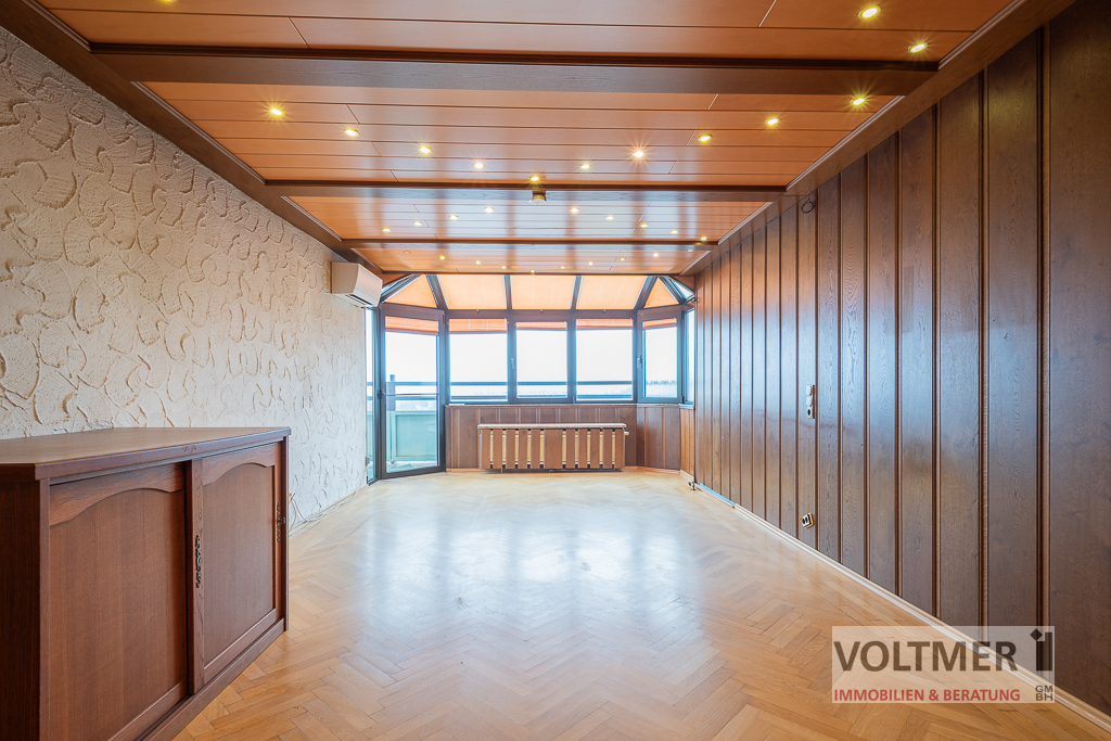 WEITBLICK - Penthousewohnung mit Dachterrasse in Neunkirchen!