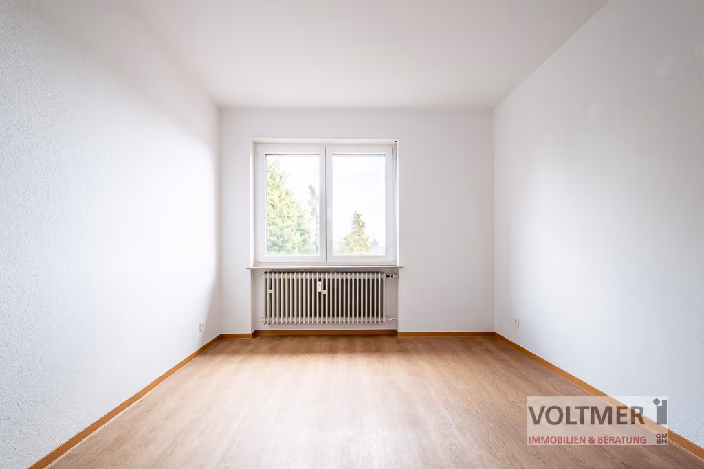 BEGEHRT - helle 4-Zimmer Wohnung mit Balkon und Garage in ruhiger Lage von Bexbach!