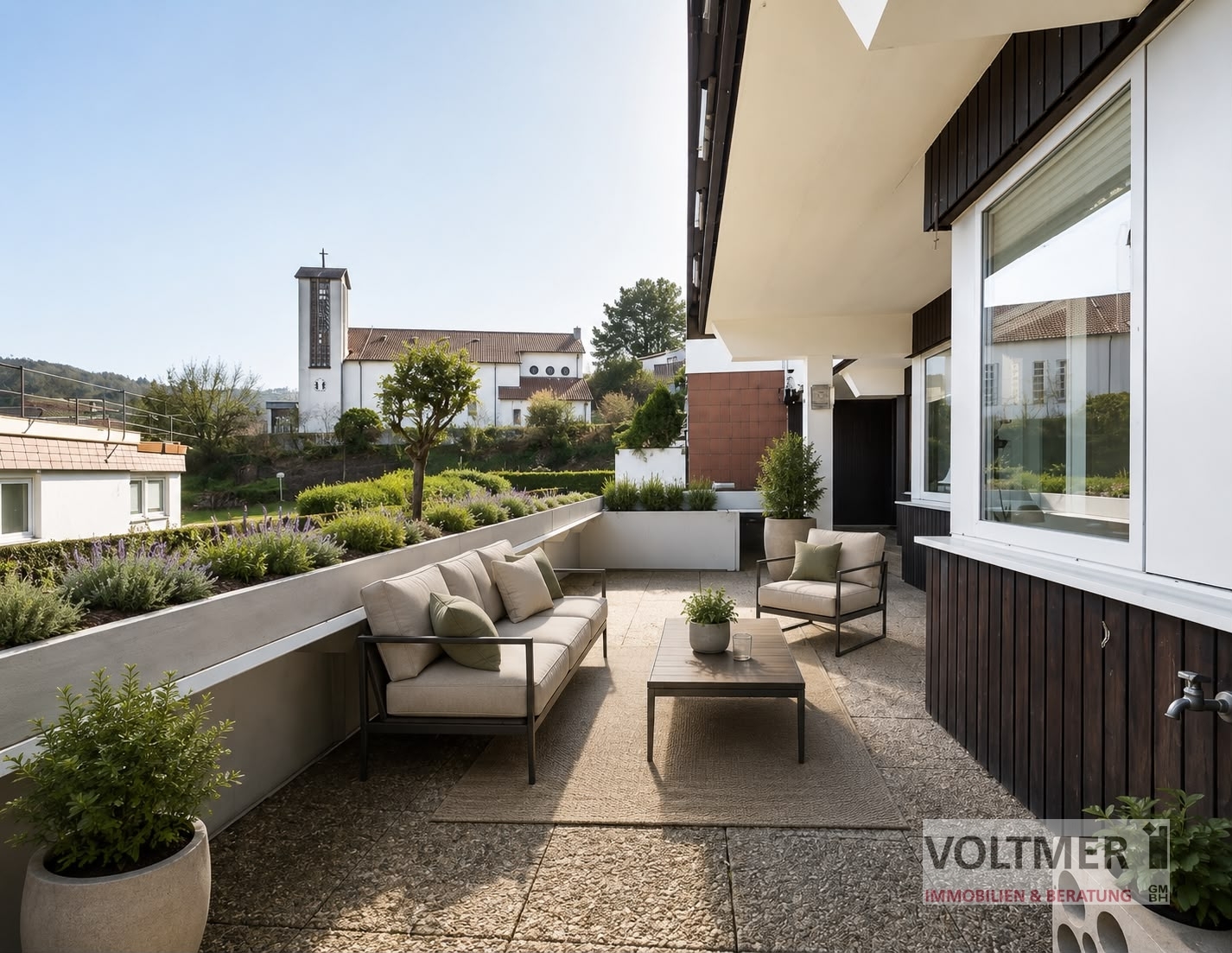 Loggia mit KI-Staging