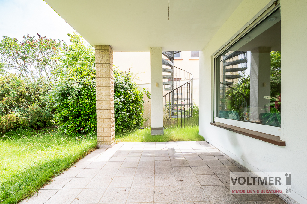 überdachte Terrasse