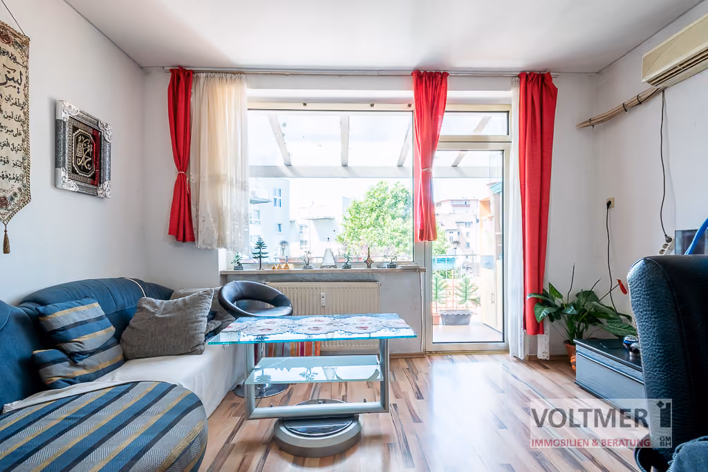 IM ZENTRUM - vermietete Eigentumswohnung mit überdachter Loggia in Neunkirchen!