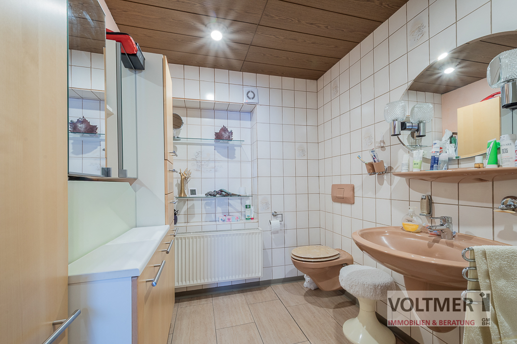 (1. WE) OG Badezimmer