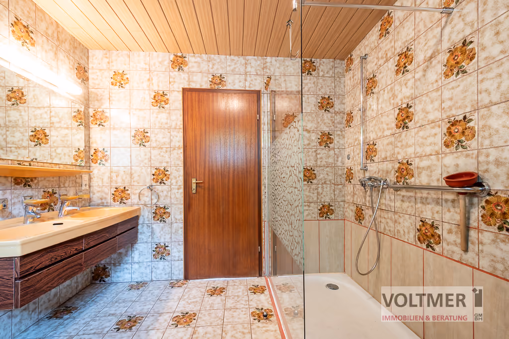 (2. WE) EG Badezimmer 
