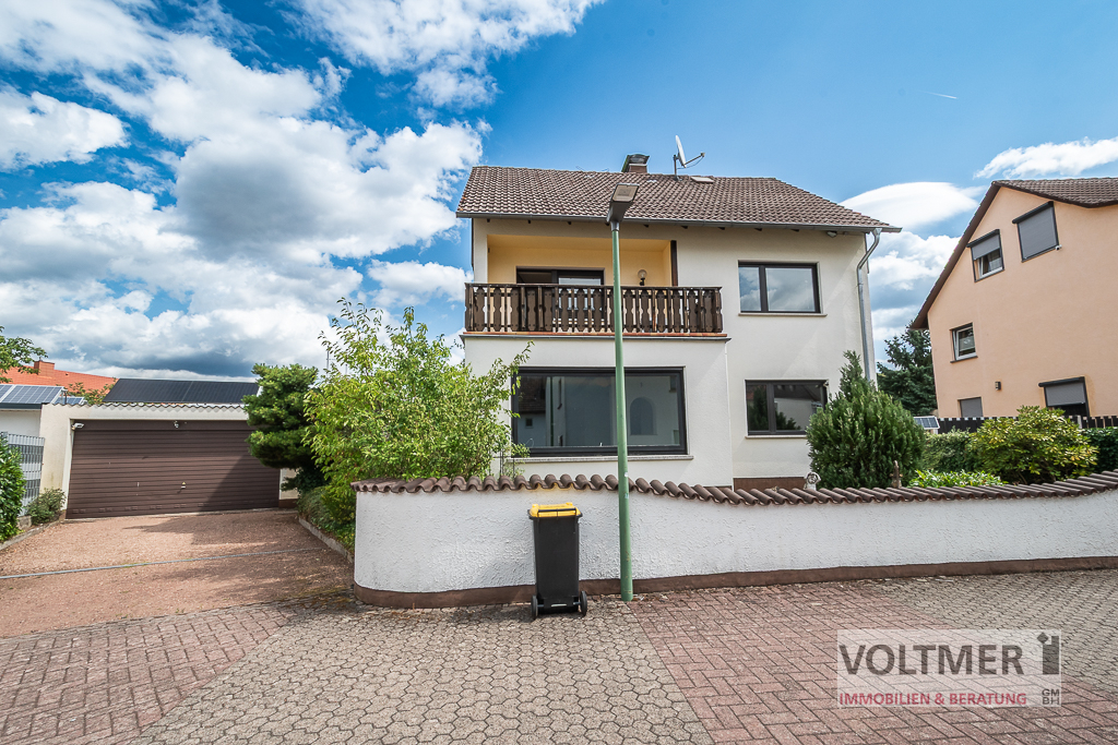 RESERVIERT - Einfamilienhaus mit Garage und Balkon in Sackgassenlage von Kirkel!