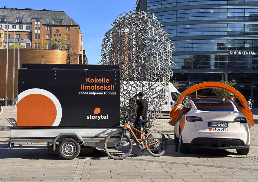 van with storytel logo