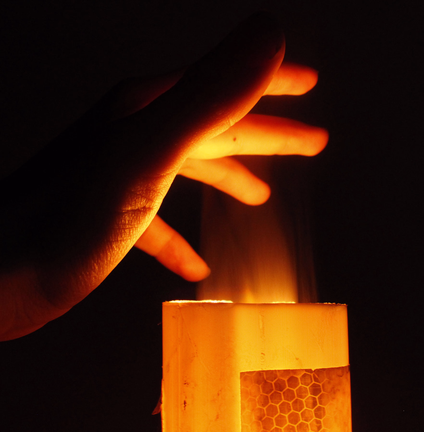 "La Flamme Alléchante"