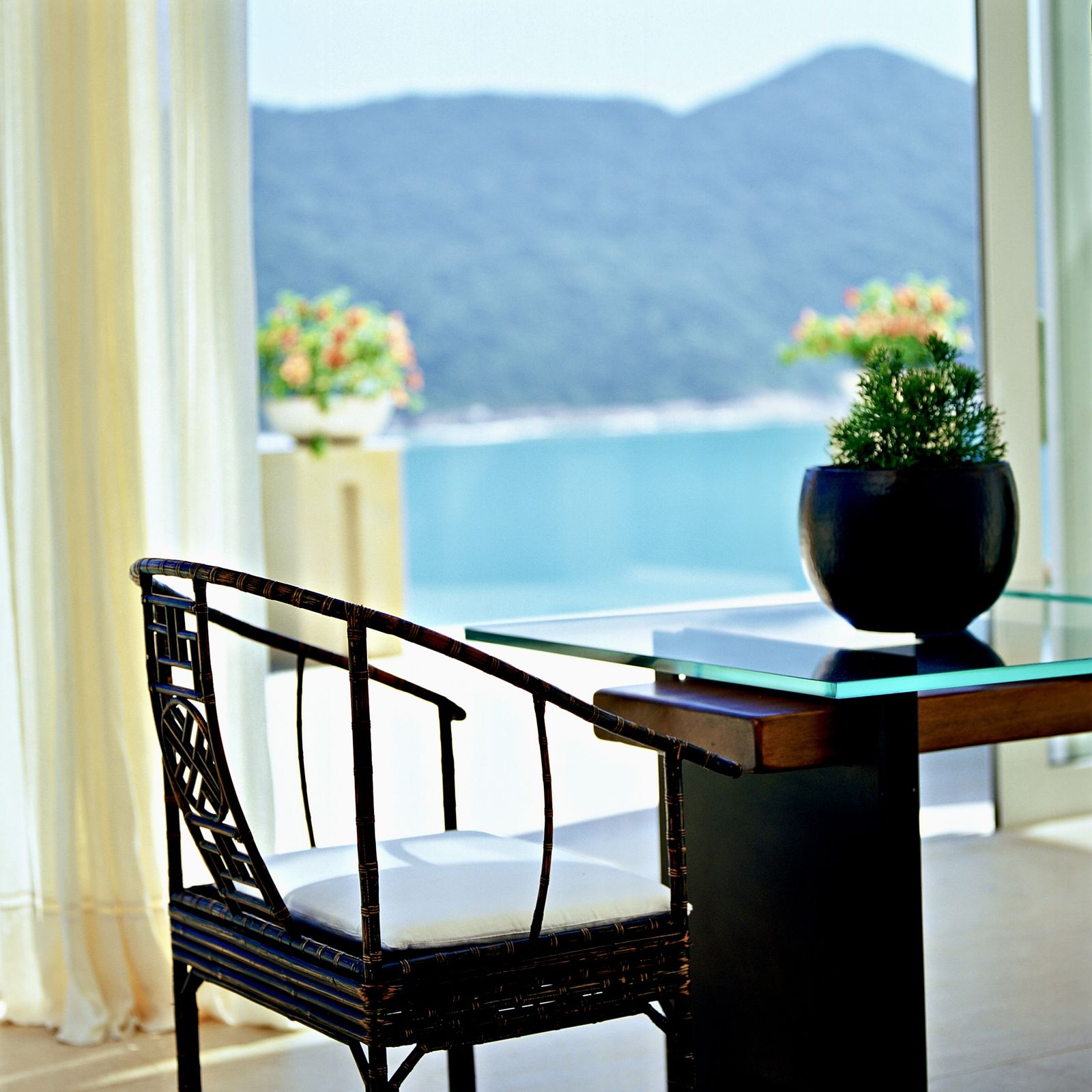 Iporanga: Casa sobre o Mar com 8 Suítes e Piscina Infinita – foto 9