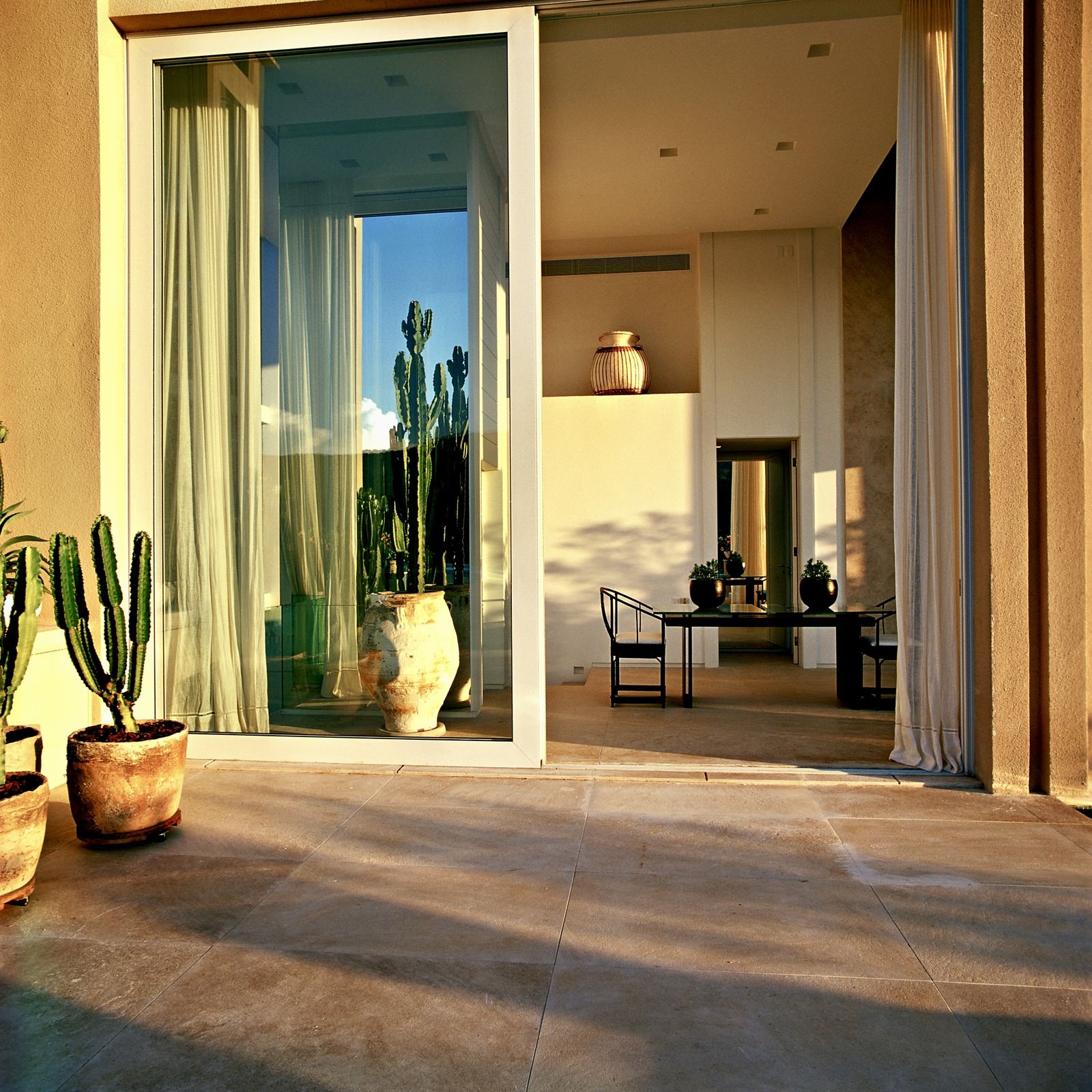 Iporanga: Casa sobre o Mar com 8 Suítes e Piscina Infinita – foto 23