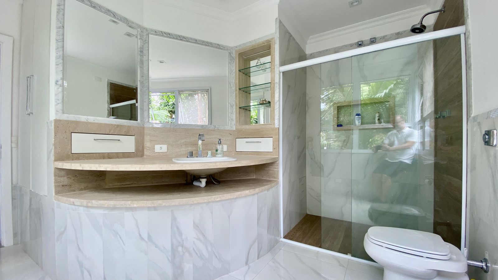 Quarto com acesso direto ao exterior – Casa 788