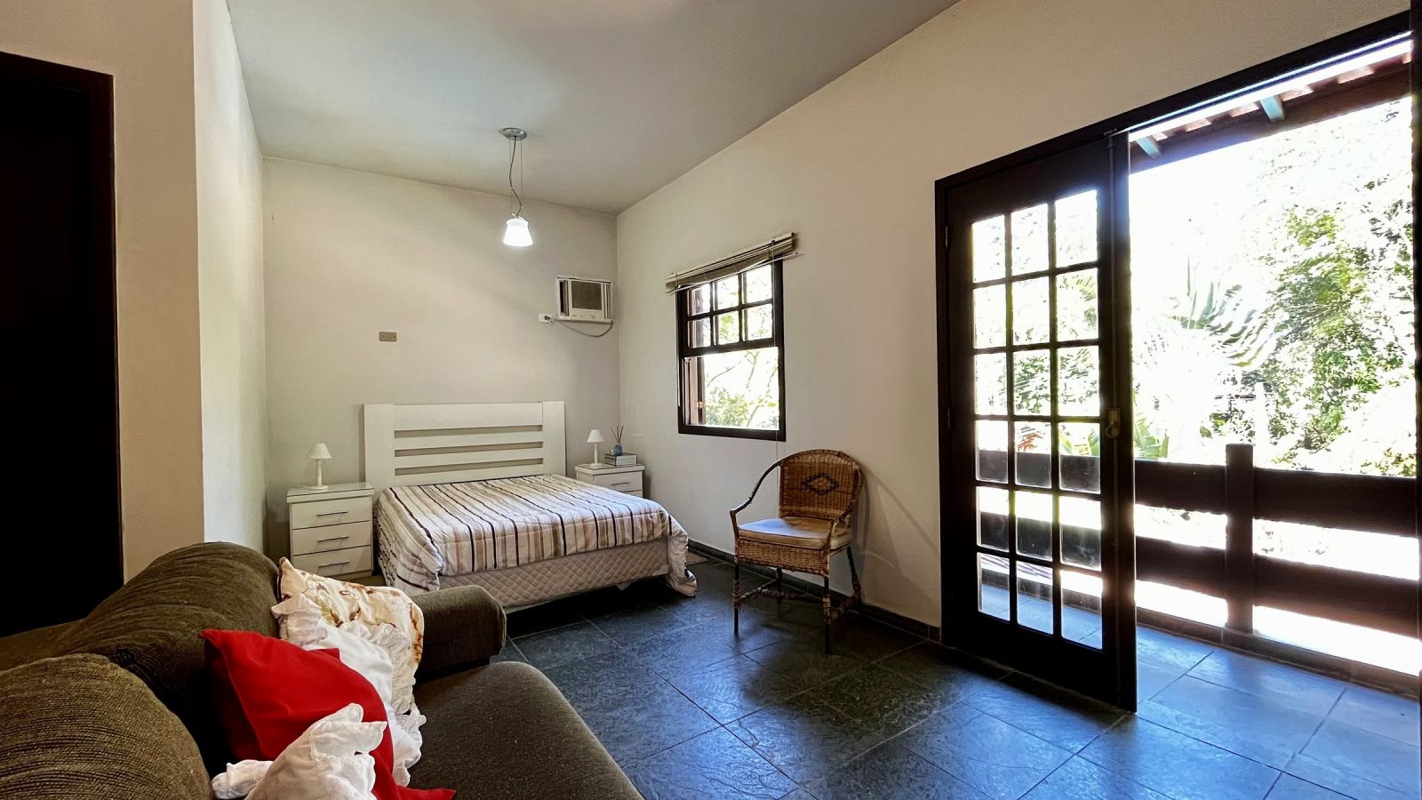 Iporanga: Casa com 5 Suítes, Área Gourmet e Piscina – foto 29