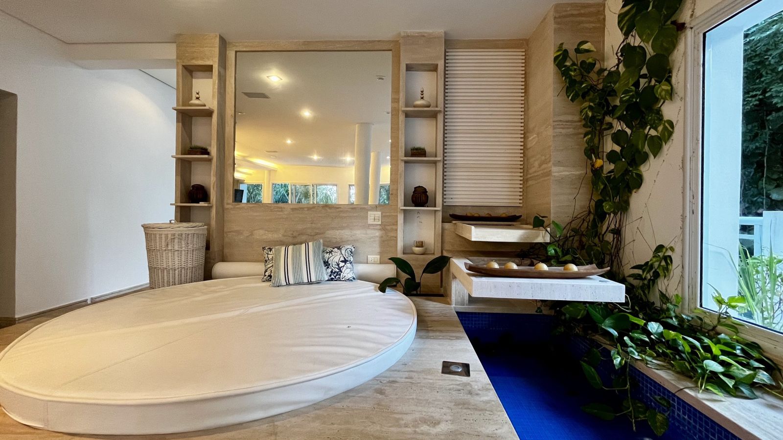 Spa com hidromassagem – Casa 840