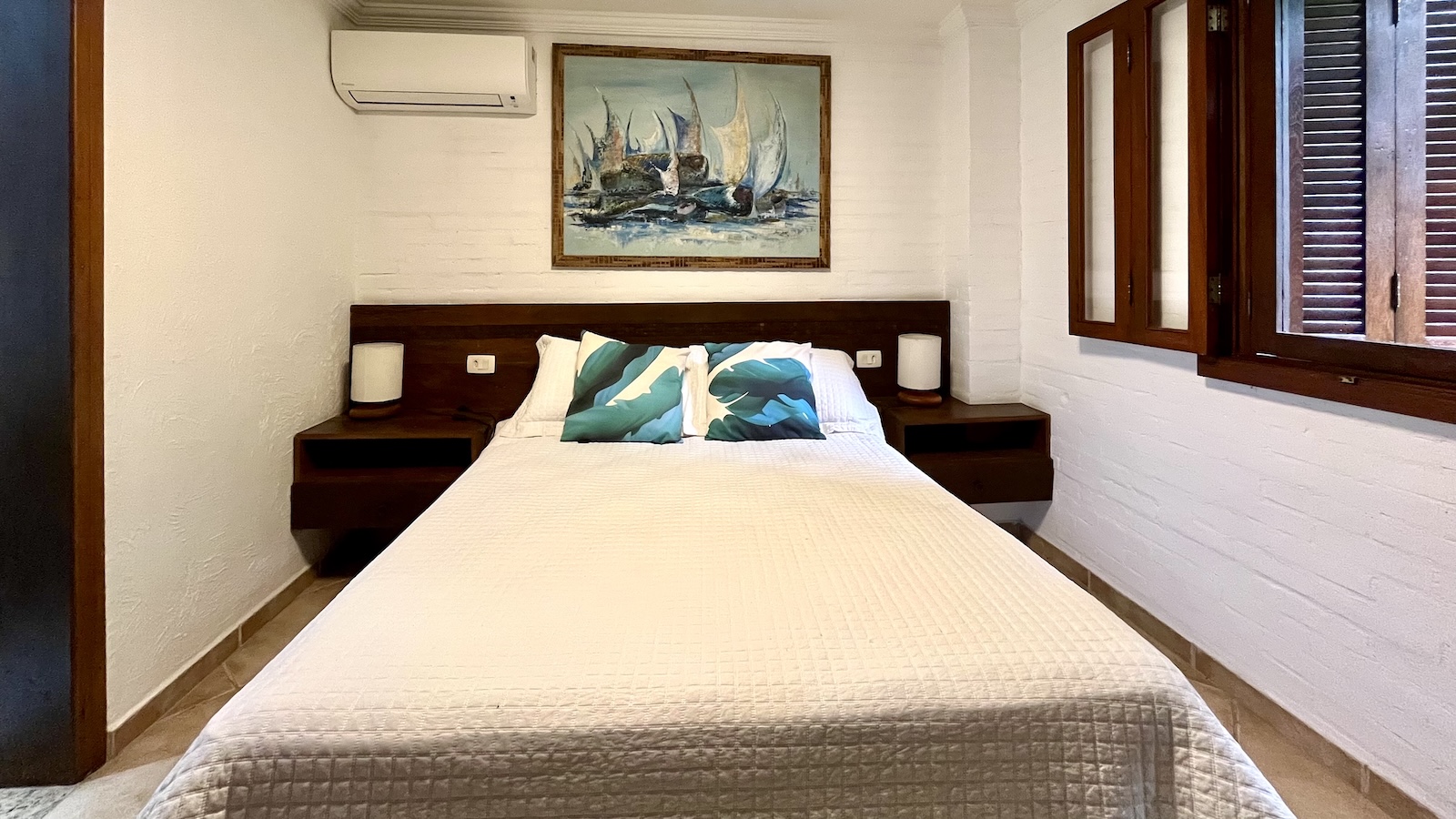 Casa rústica e charmosa à venda no Condomínio São Pedro, Guarujá – 5 suítes e deck entre a mata por R$ 7.500.000 – foto 37